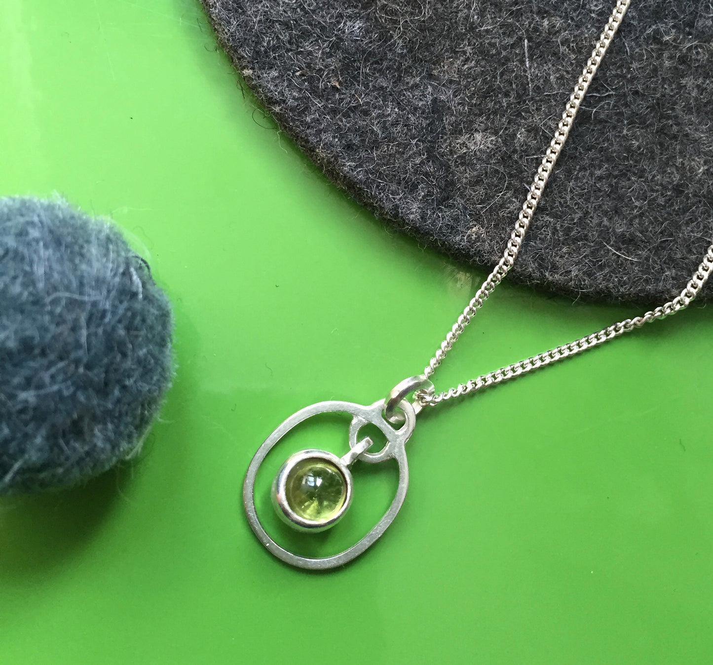 Birthstone Pendant Peridot August