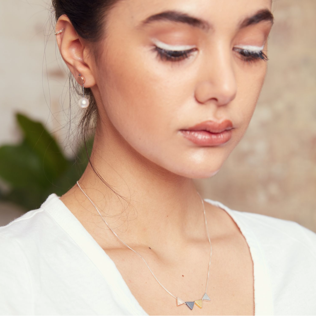 Dot Pearl Earring in Rose Gold