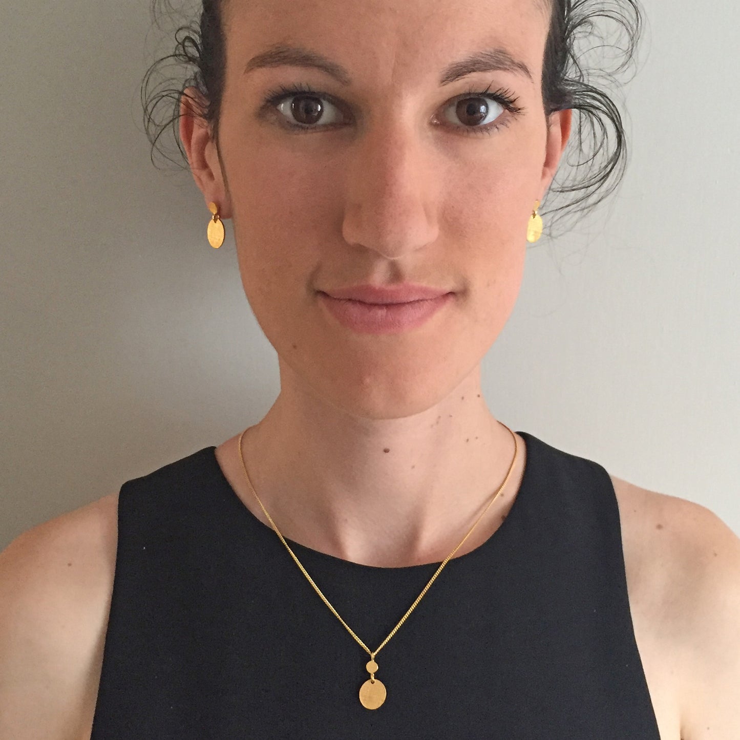 Double Dot Earrings Gold