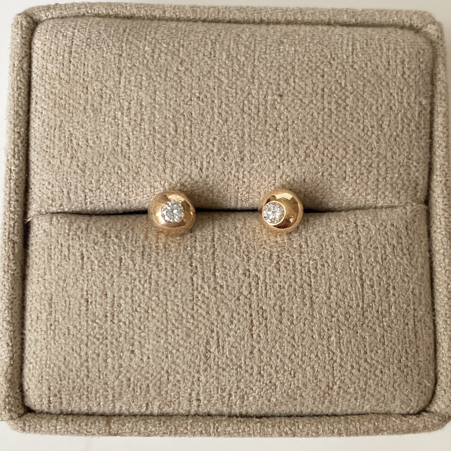 Diamond Bubble Stud