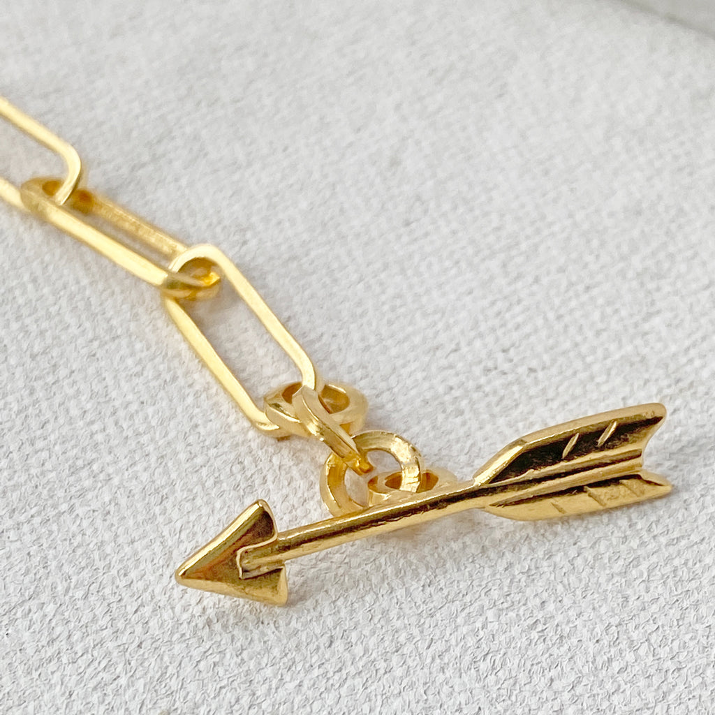 Chain Gold Bracelet with Arrow