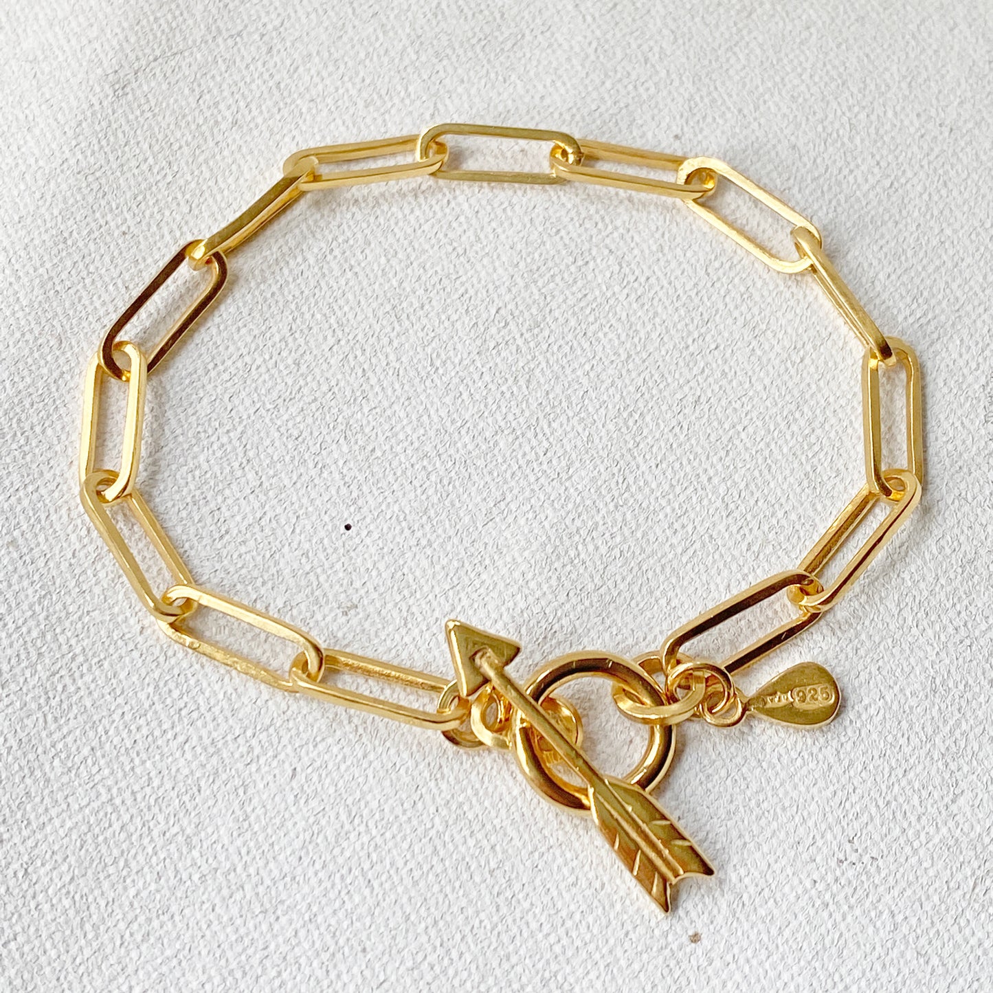 Chain Gold Bracelet with Arrow