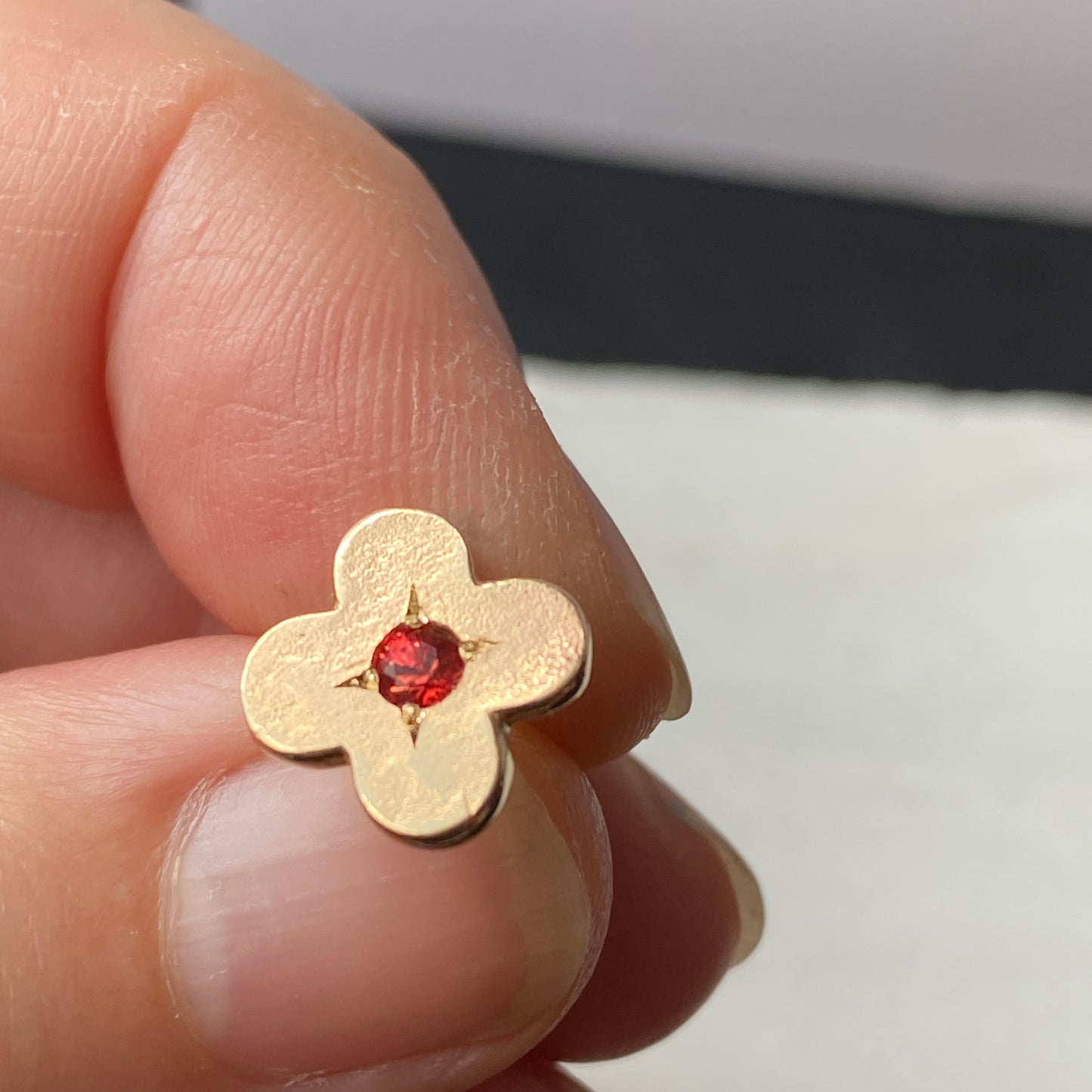 Gold Clover Orange Sapphire Earrings