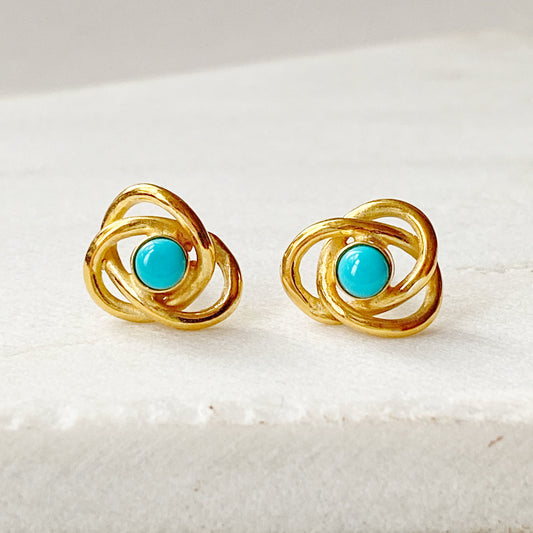 Eternal Knot Earrings in Gold