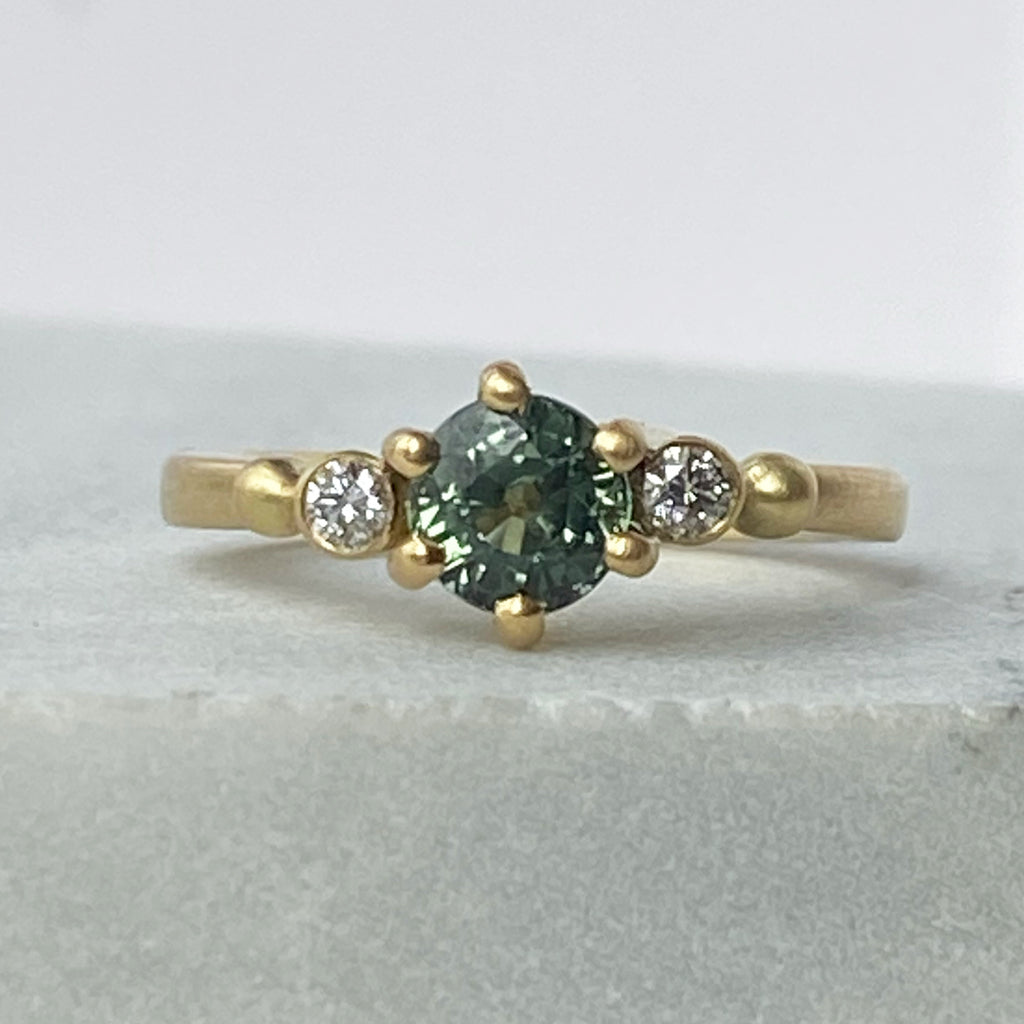 Green Teal Sapphire Gold Ring