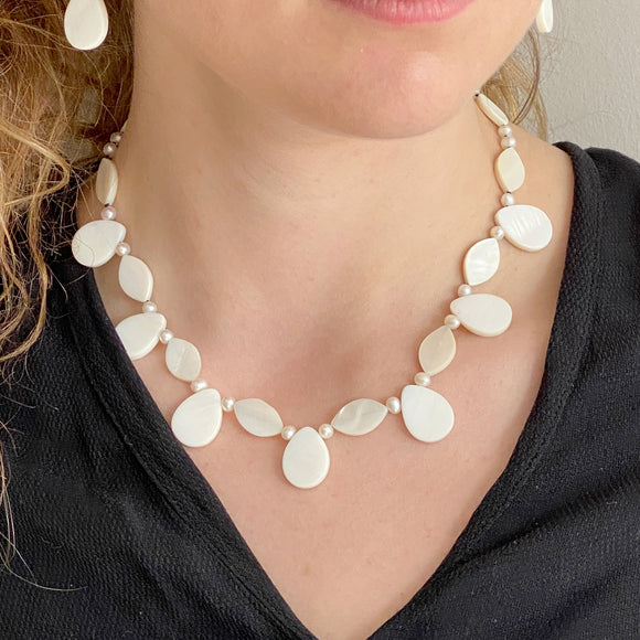 Mother of Pearl Collar Necklace