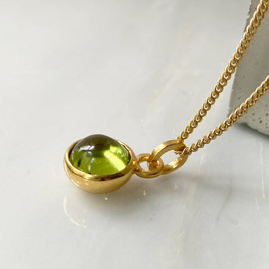 Birthstone Orb Peridot Gold Pendant