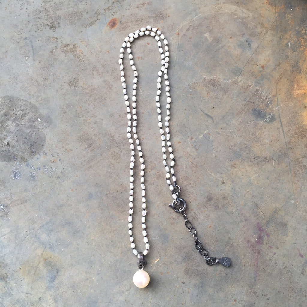 Seed Pearl Black and White Necklace